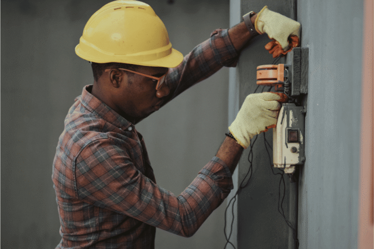 Électricien à Kinshasa